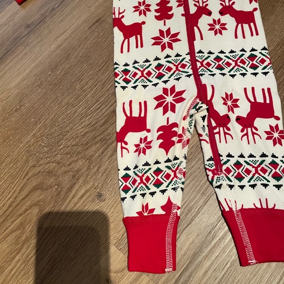 Hanna Andersson pajamas baby reindeer Christmas - Picture 2 of 4